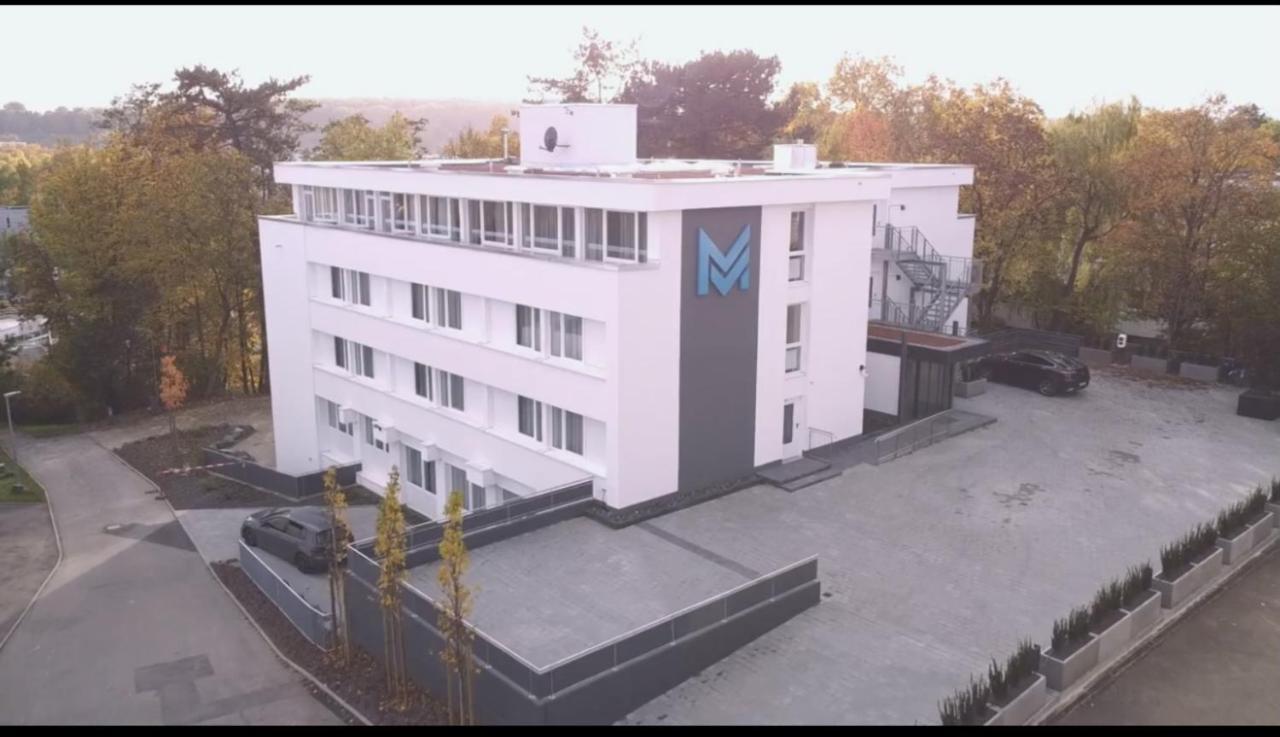 Melvi Hotel 괴핑엔 외부 사진