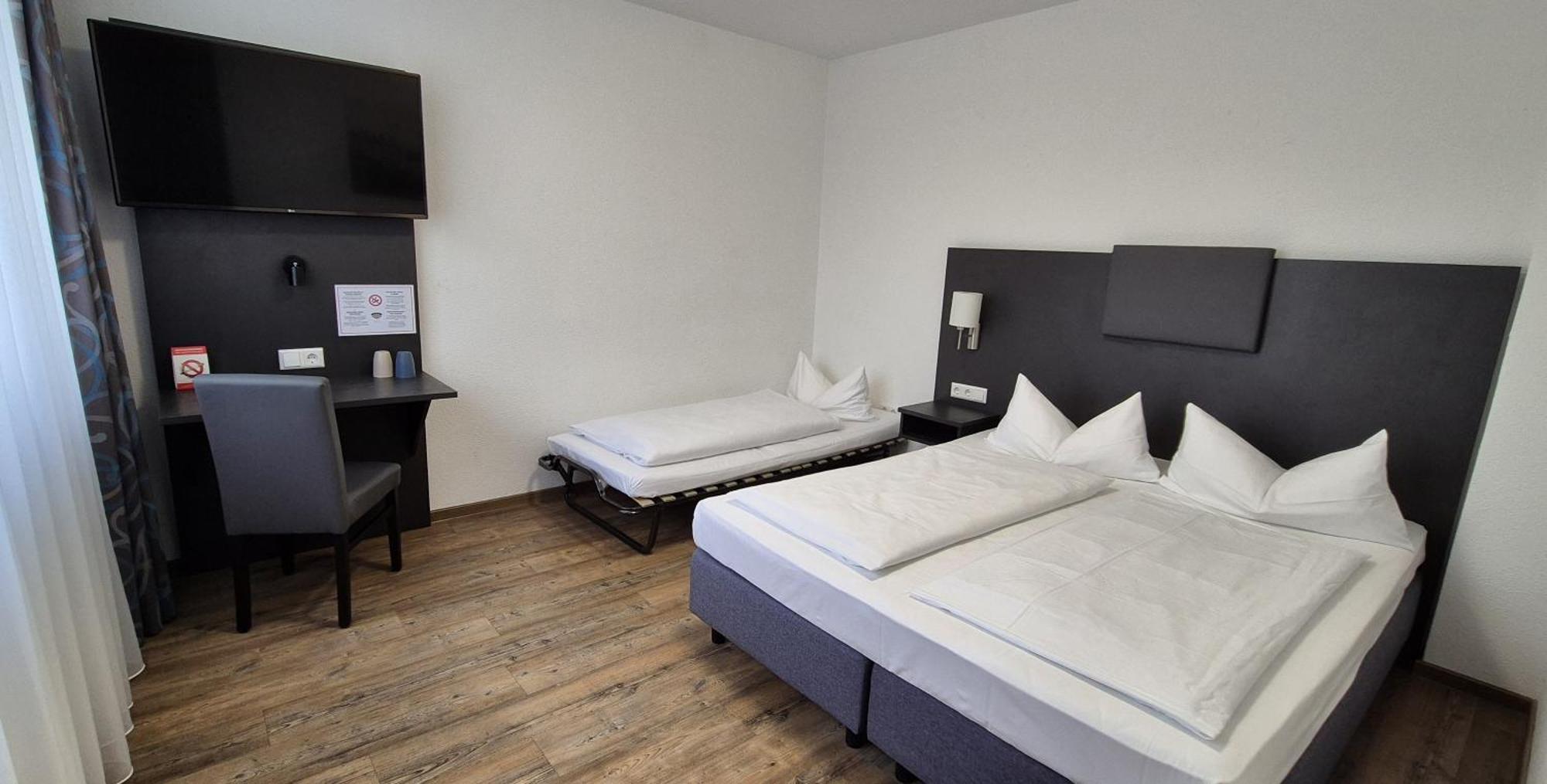 Melvi Hotel 괴핑엔 외부 사진