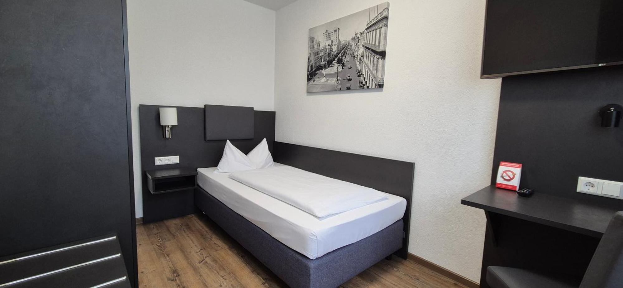 Melvi Hotel 괴핑엔 외부 사진