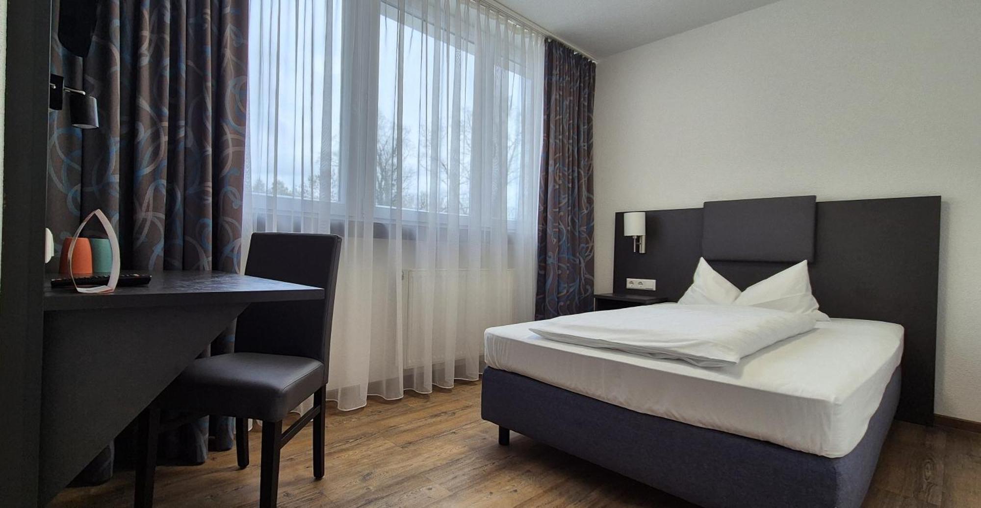 Melvi Hotel 괴핑엔 외부 사진