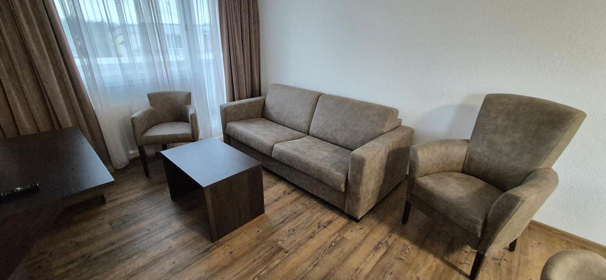 Melvi Hotel 괴핑엔 외부 사진