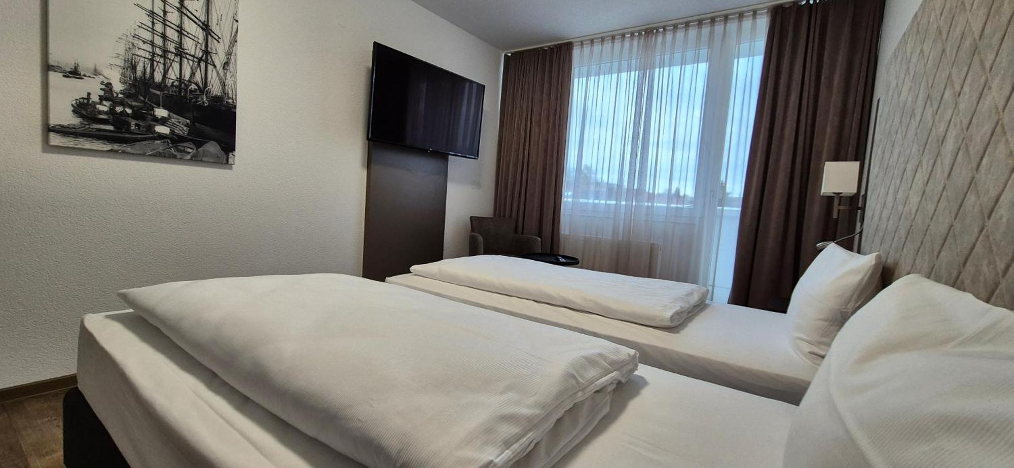 Melvi Hotel 괴핑엔 외부 사진