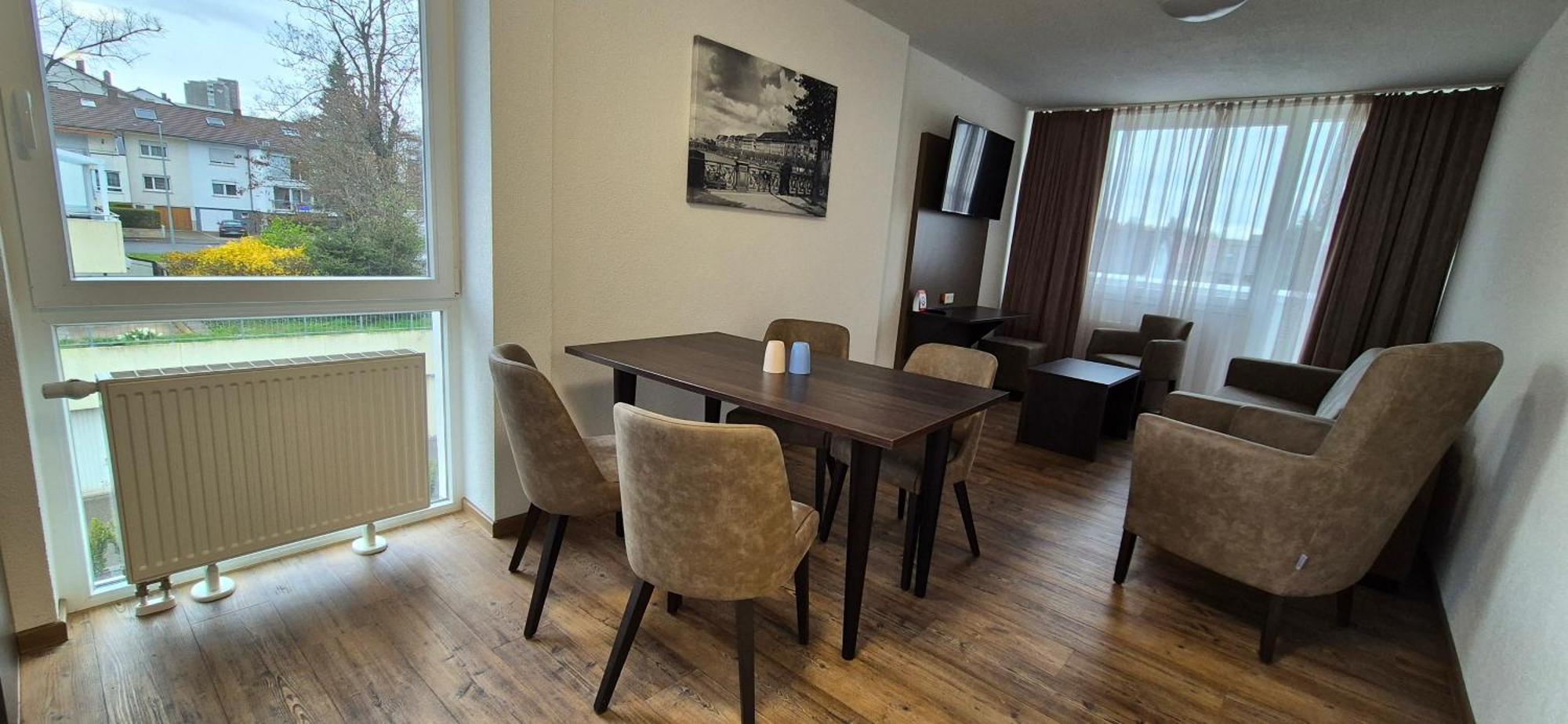 Melvi Hotel 괴핑엔 외부 사진